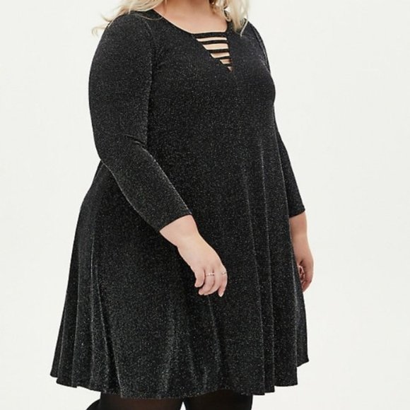 Torrid Size 1X 14-16 Black Shimmer Ladder Neck Trapeze Mini Dress With Pockets - Picture 1 of 5
